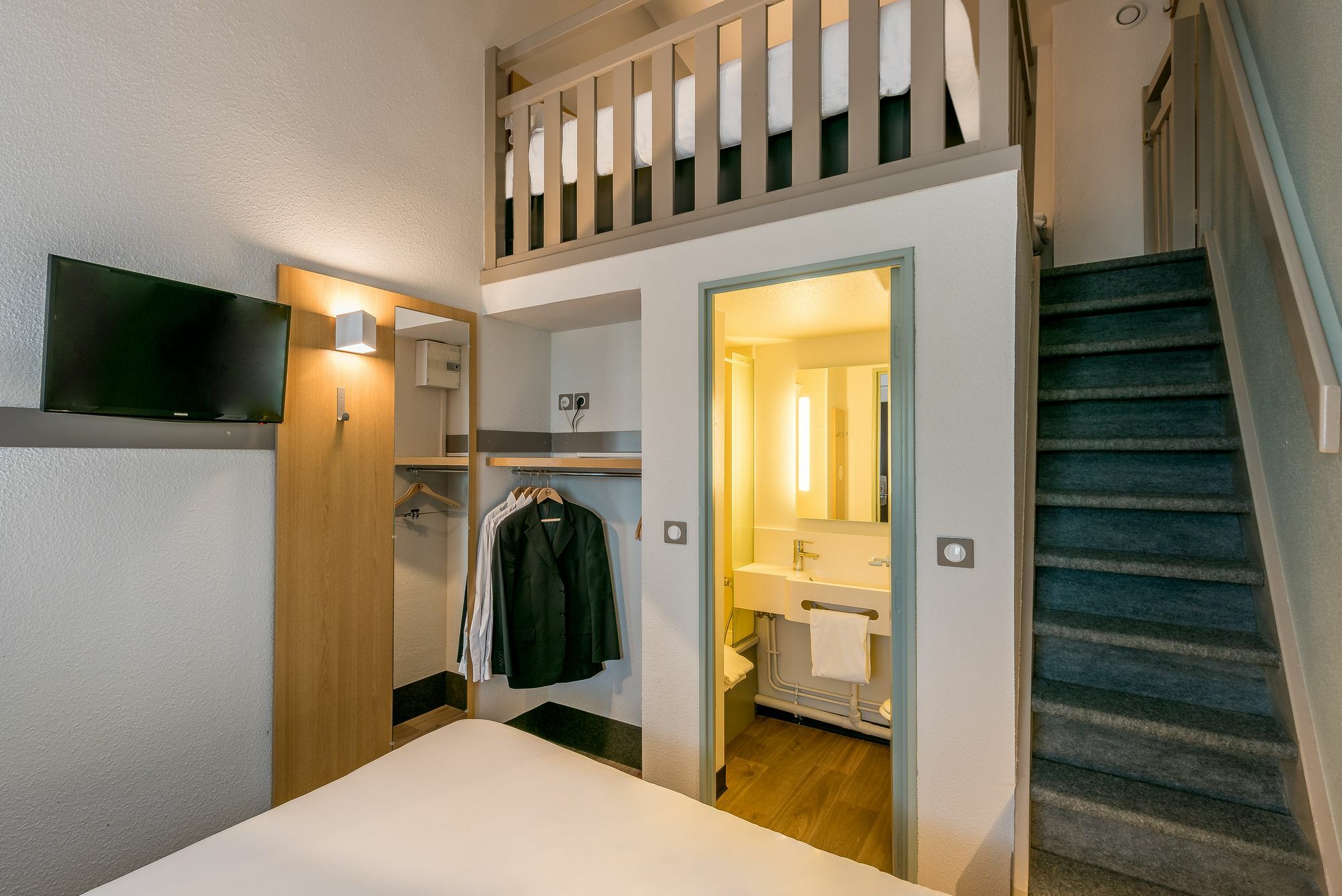 B&B Hotel Bordeaux Лормон Екстер'єр фото